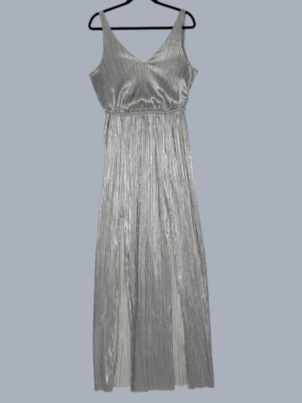 BCBGeneration Silver Metallic Pleated Maxi Dress M V-Neck Sleeveless Shimmer - Picture 2 of 13